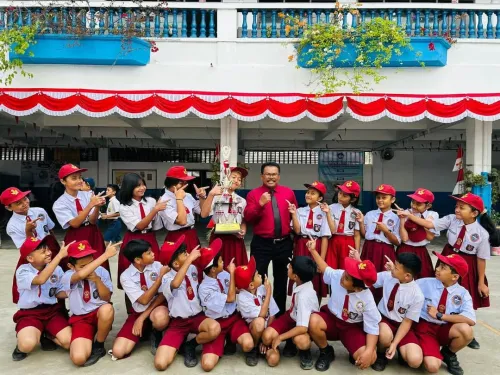 JUARA 3 LOMBA GERAK JALAN